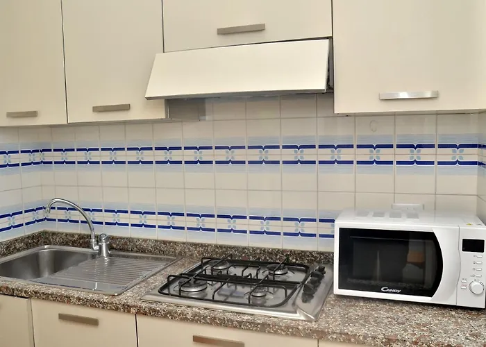 Villa Elegant Near The Beach-beahost *