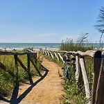 Elegant Near The Beach-beahost Villa *